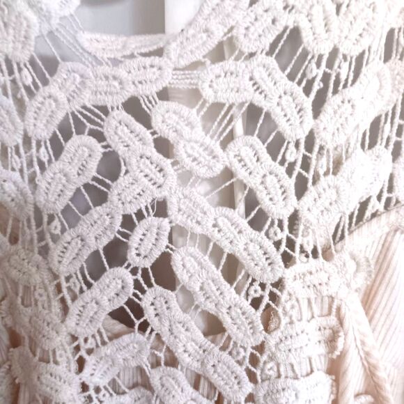 Daytrip Women’s Sz M Cream Tank Racerback Crochet Cotton Rayon Blend - Picture 8 of 10